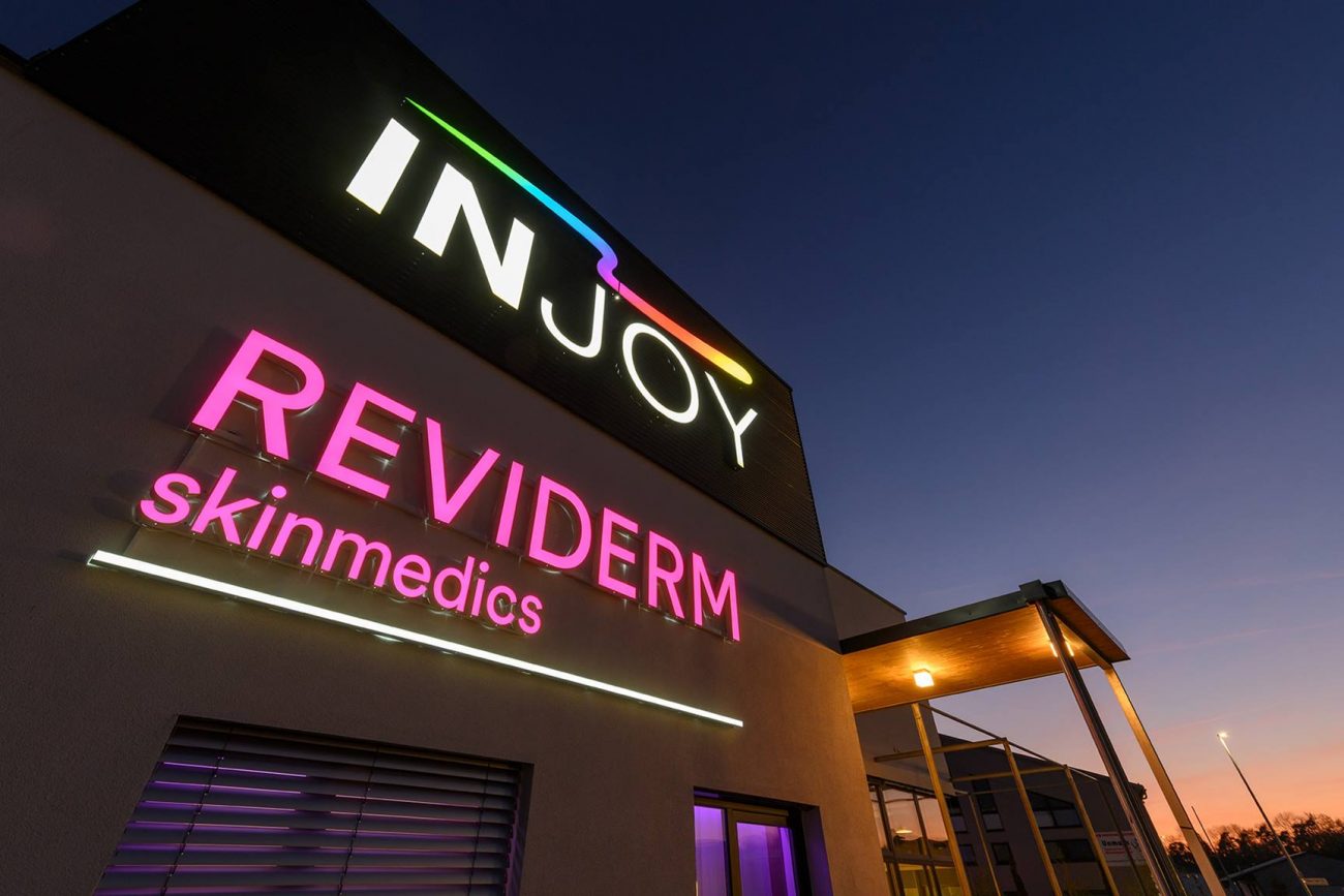 Lichtwerbung Leuchtschrift