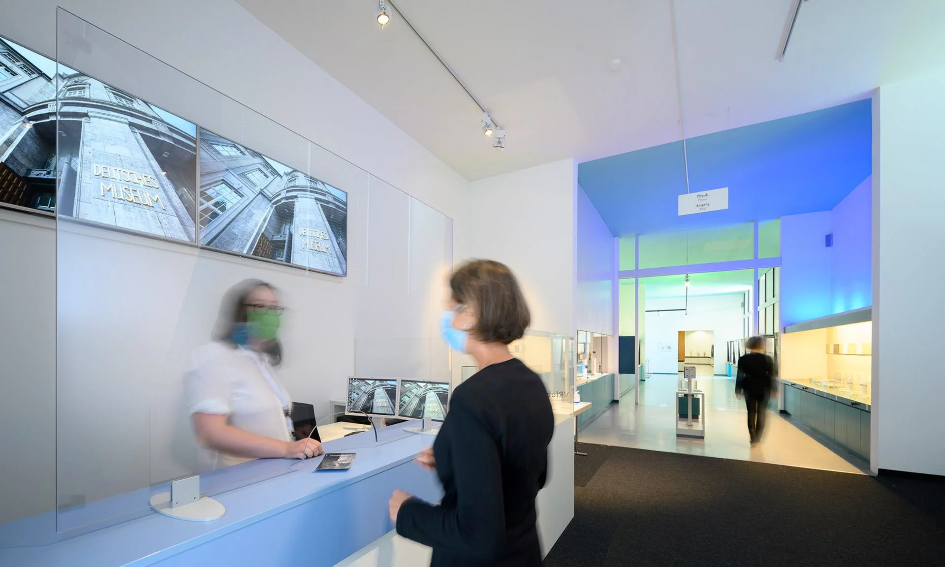 Virenschutz Plexxiwand