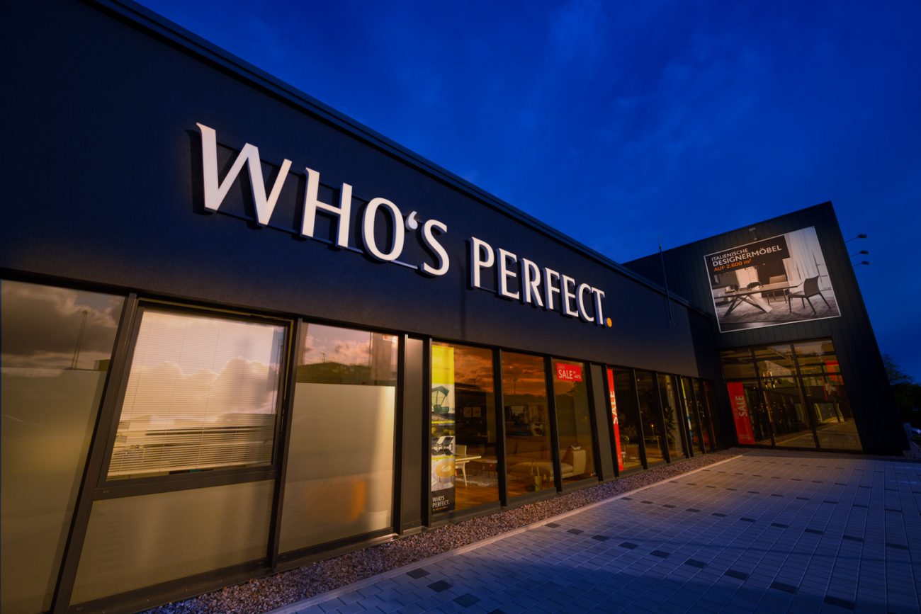 Werbearchitektur who's perfect